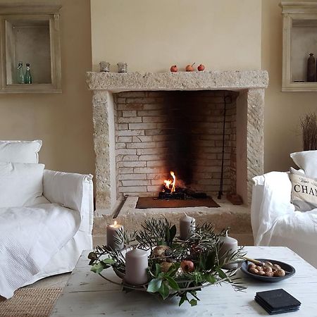 Fontaine De Cerier Bed & Breakfast Castillon-du-Gard Luaran gambar