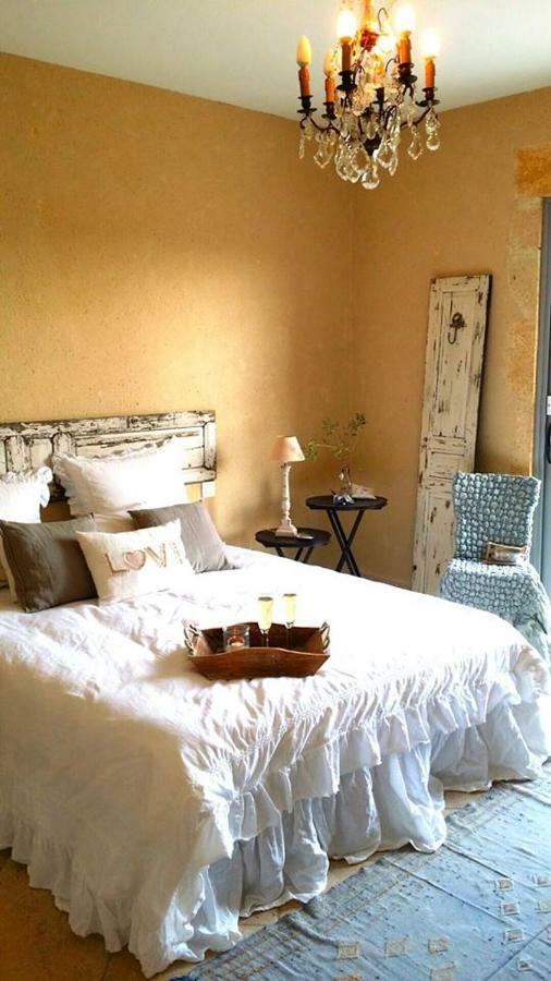 Fontaine De Cerier Bed & Breakfast Castillon-du-Gard Luaran gambar